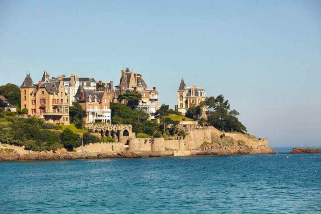 Eaton Saint-Malo